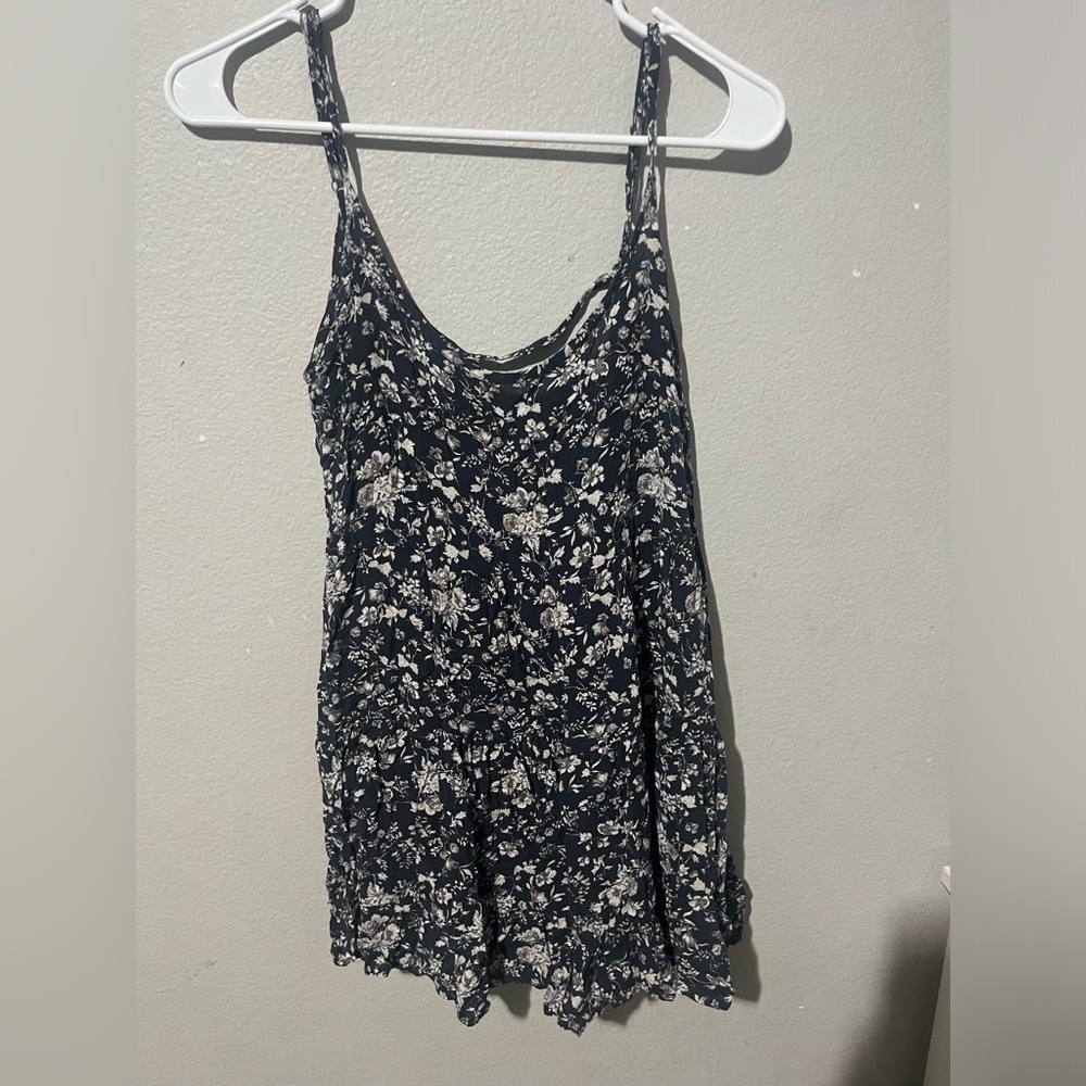 Brandy Melville Black & Ivory Tiered‎ Floral Summer Dress